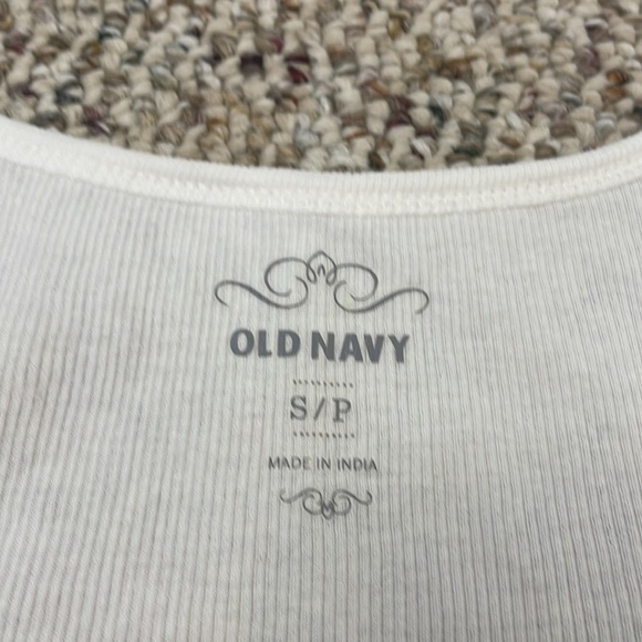 Old Navy White Tank Top with Shiny Detail Around Neck. EUC - Picture 4 of 9